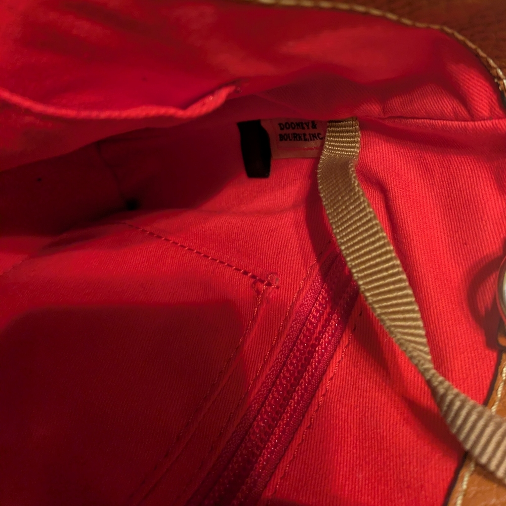 Dooney & Burke Tote Crossbody - Mini Waverly - Caramel - NWT - Picture 4 of 8